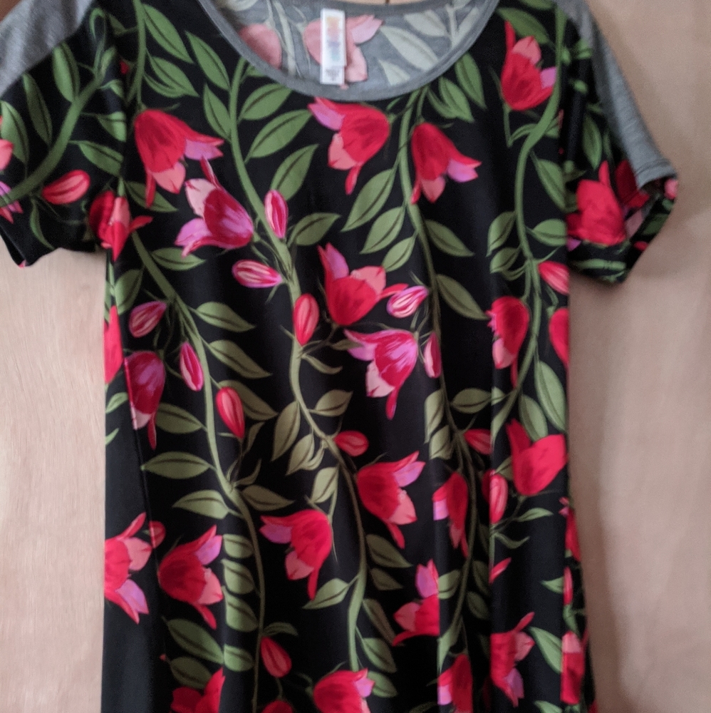 Lularoe classic t